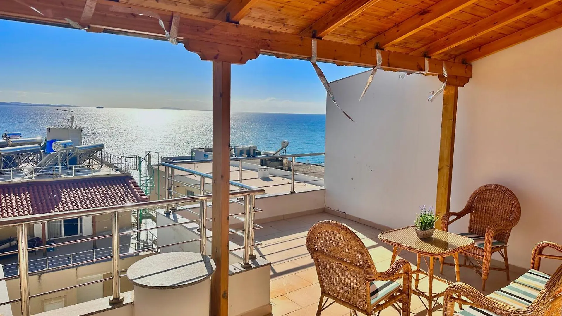 Wave N' Sea Apartment Sarande 0*,  Albania