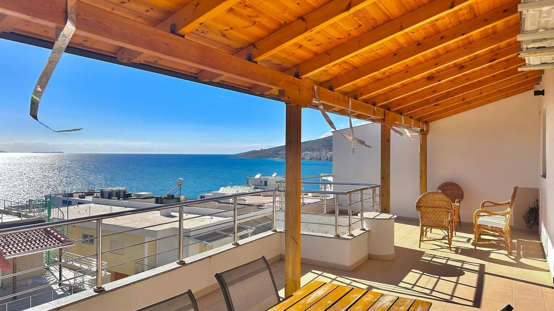 Wave N' Sea Apartment Sarande