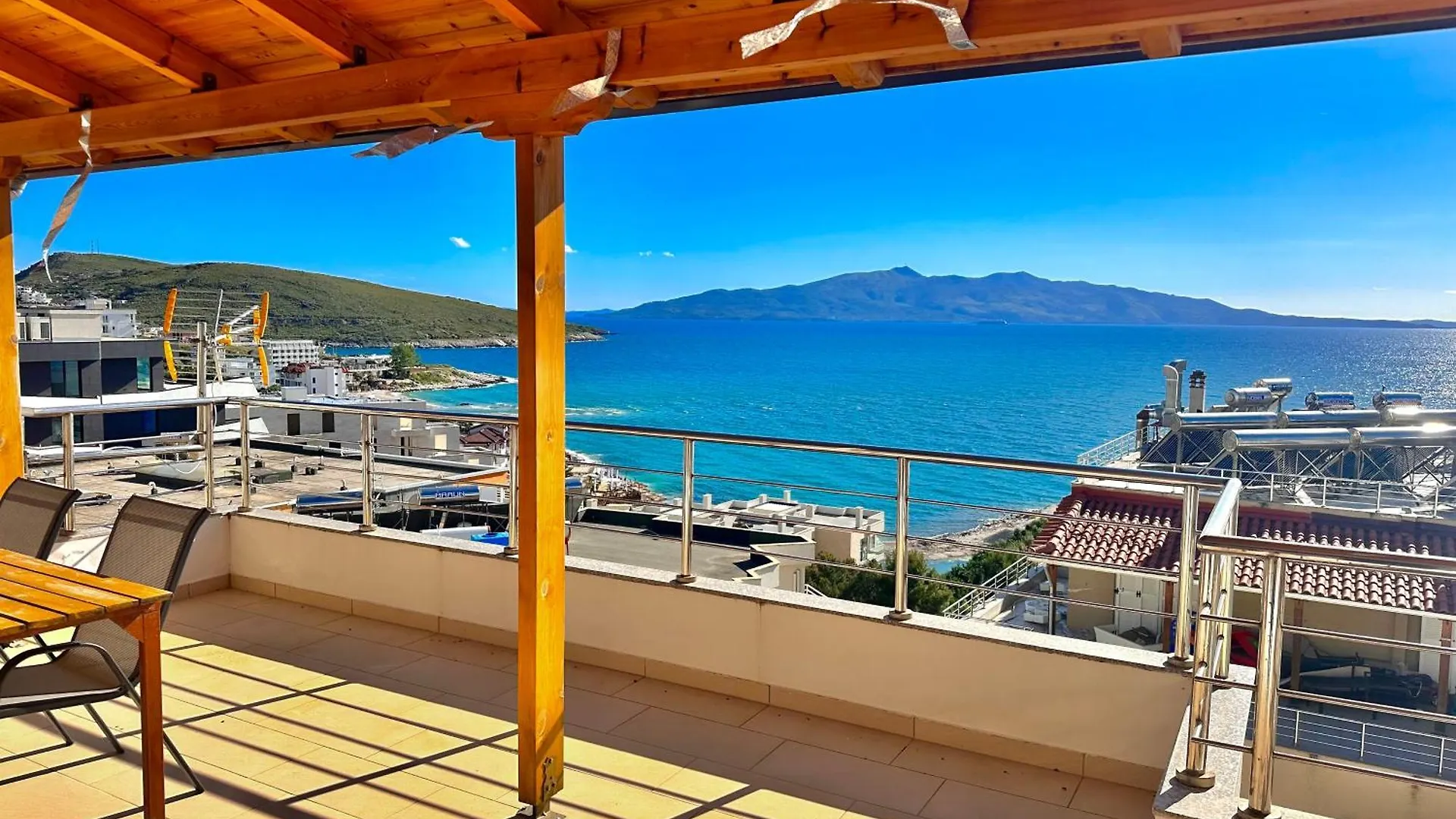 Wave N' Sea Apartment Sarande Albania